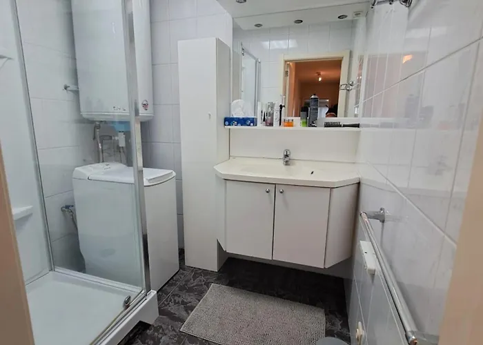 2-bedroom In The Center Of T40 Oostende